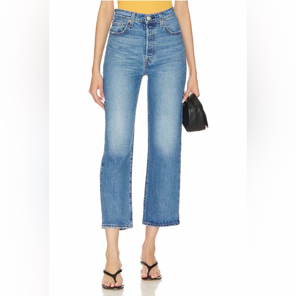 Levi’s Ribcage Straight Ankle Jeans in Dance Around